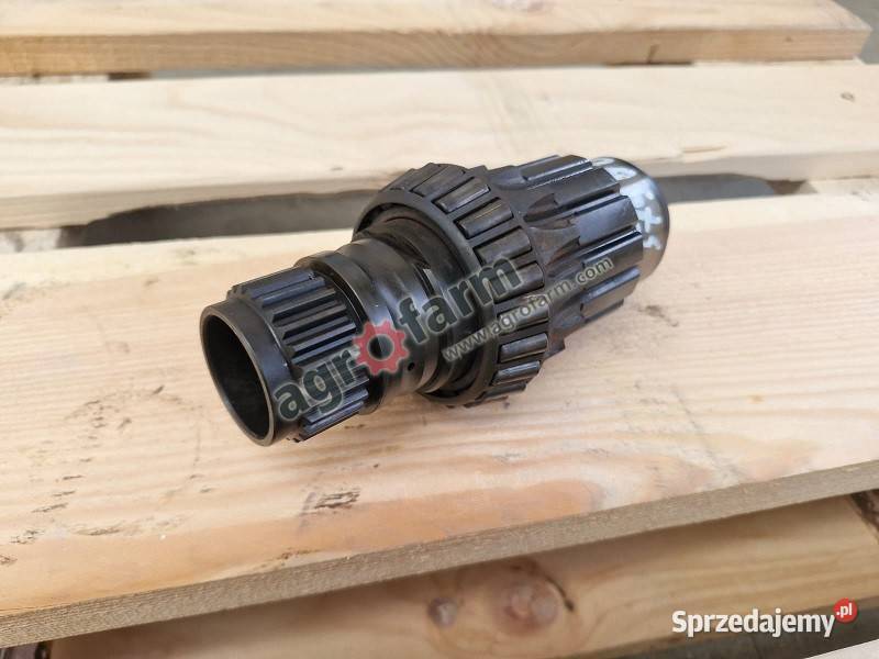 Wałek skrzyni biegów Massey Ferguson 5425 6260 sprzedam