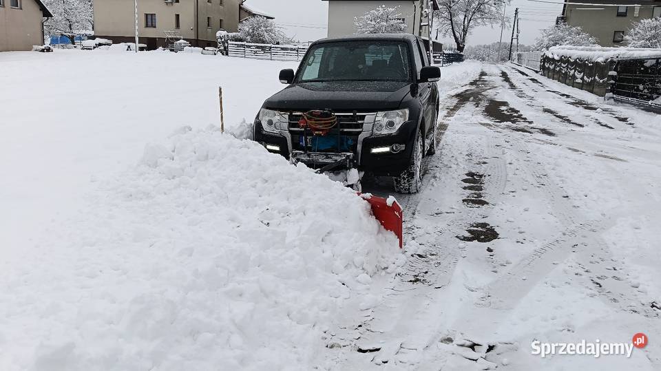 Pług do śniegu do samochodu