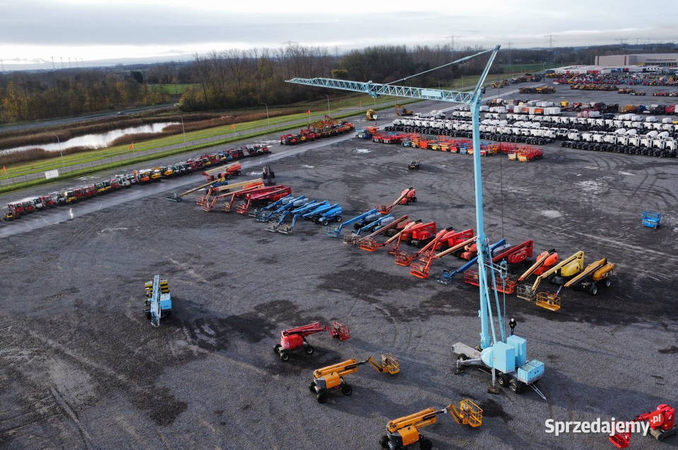 Mobilny samowznoszący żuraw wieżowy Potain IGO32 Kraków