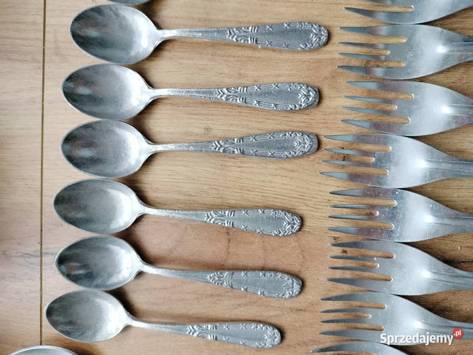 Łyżki widelce łyżeczki aluminiowe prl