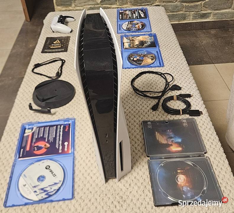 Konsola Sony Playstation 5 5 z napędem 825 GB 3 Lublin