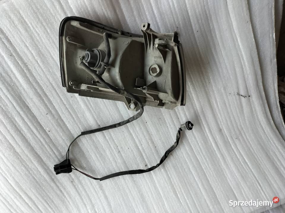 MAZDA MPV KIERUNKOWSKAZ PRAWY sprzedam