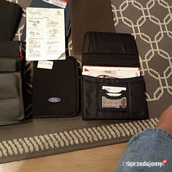 Książki serwisowe do sprzedania sprzedam