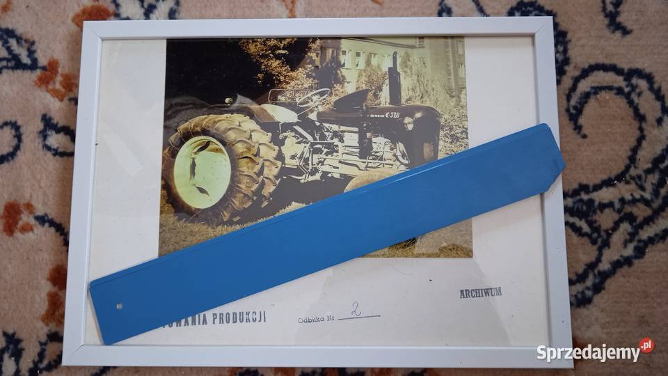 Obrazek z ciągnikiem Ursus C 328 bliźniacze koła Lublin