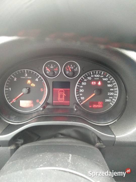 Licznik Audi a3 8p europa 19 tdifis osobowe świętokrzyskie