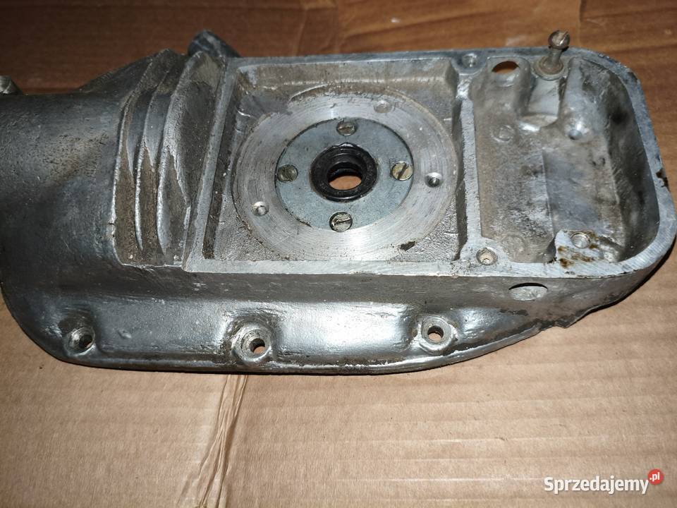 Dekiel pokrywa rozrządu silnika Ural M67 Leszno