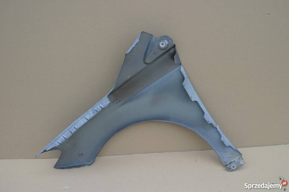 MERCEDES B KLASA W246 BŁOTNIK PRZEDNI PRAWY Bieleń