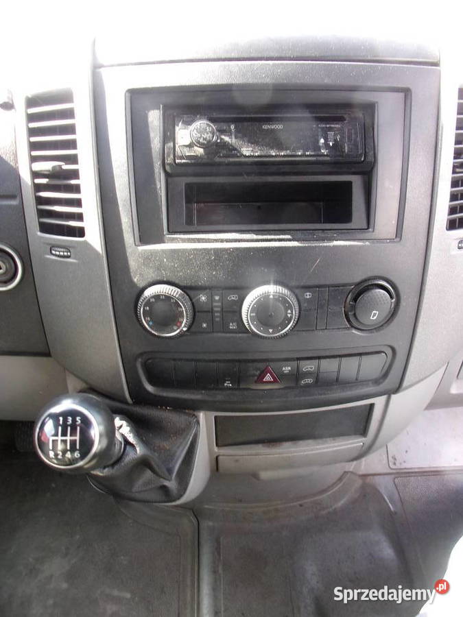 Samochód dostawczociężarowy Volkswagen CRAFTER w Napęd przednia oś