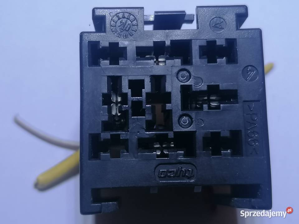 przekaźnik 12V 40A Renault 8200338695 Piotrków Trybunalski