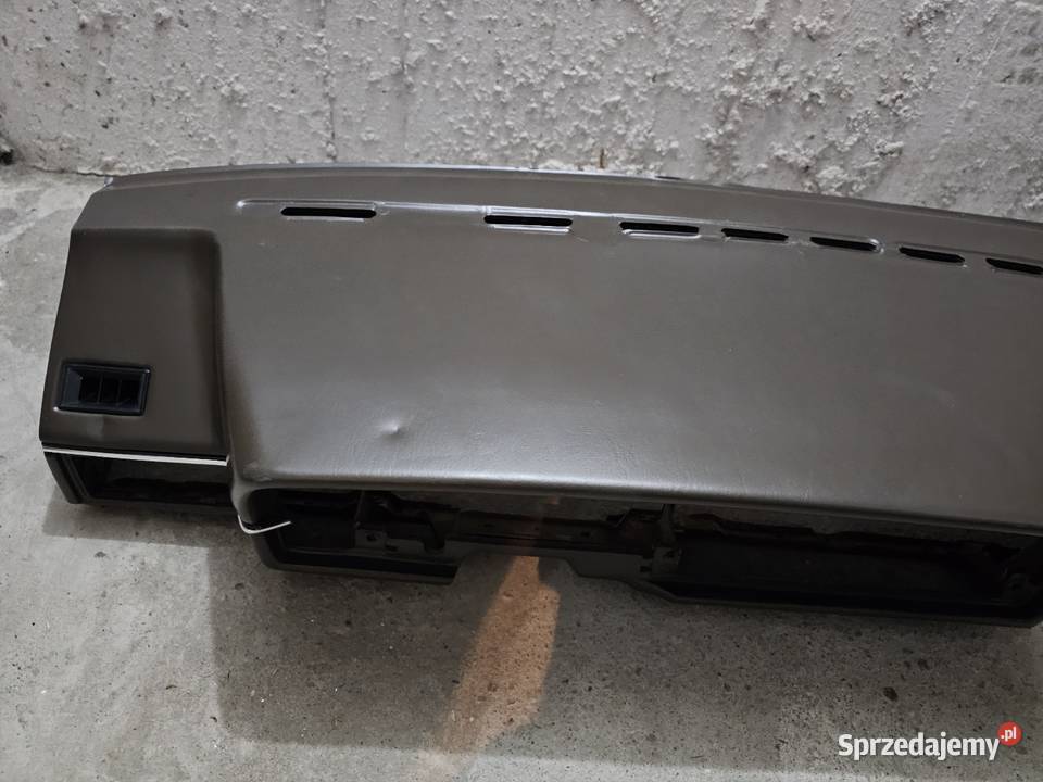 Vw Passat B2 32b deska rozdzielcza brązowa Elbląg