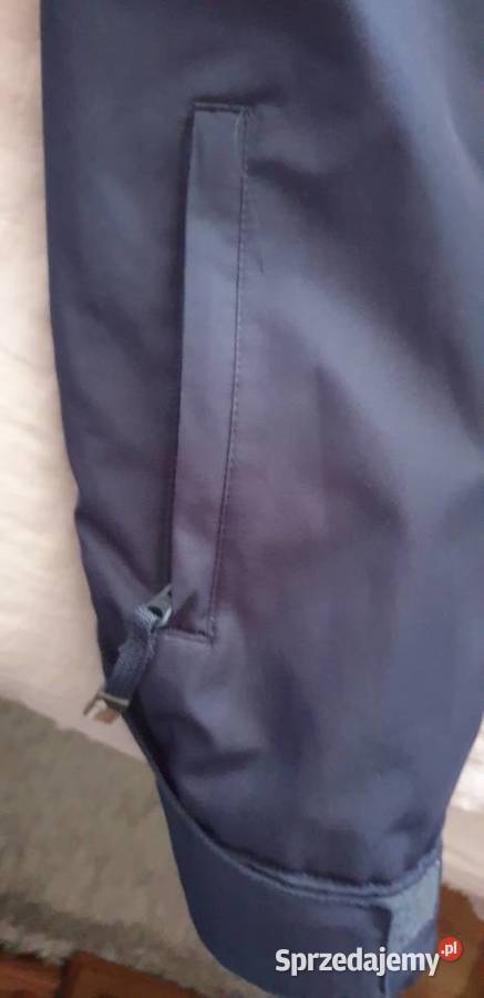 Sprzedam kurtkę 4F rozmia L Zimowa