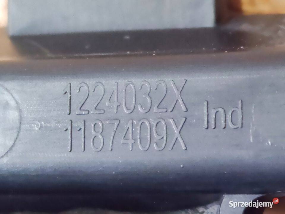 PEUGEOT 2008 KRATKA ZDERZAKA PRZÓD 9678059477 osobowe Pleszew
