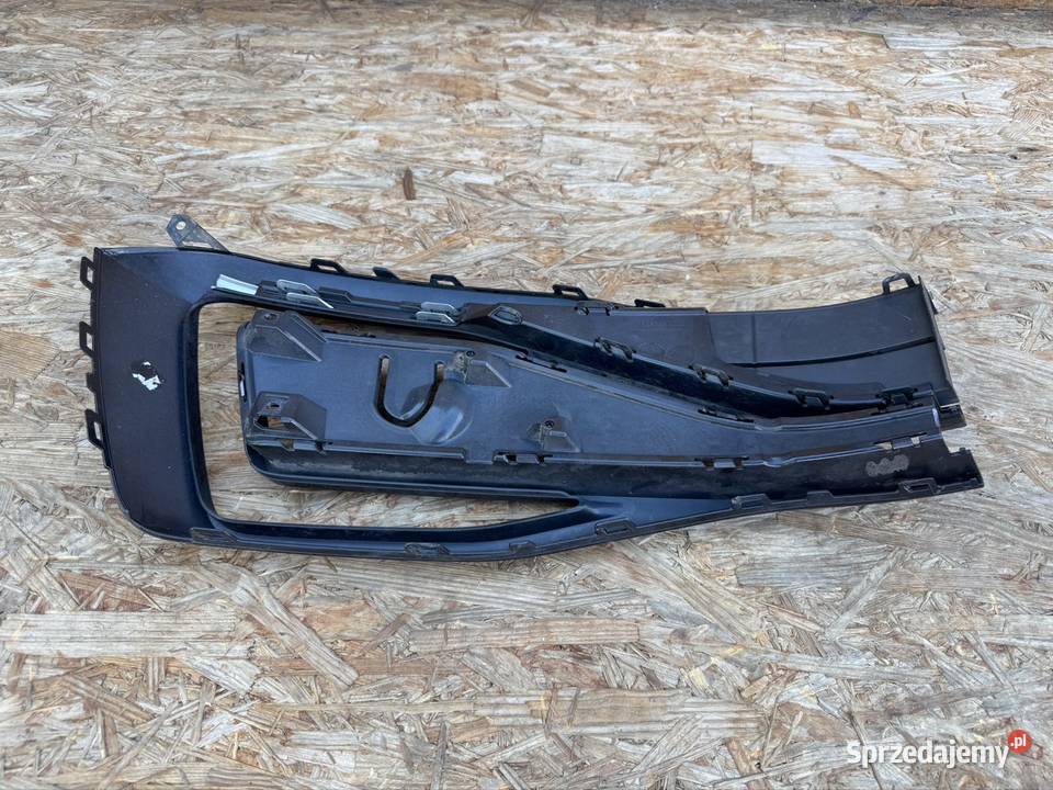 Kratka przód prawa rh Volkswagen Passat b8 lift osobowe Międzychód sprzedam