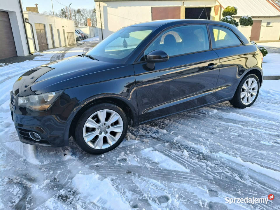 Audi A1 3drzwiowe 12Turbo Benz elektrochrom. lusterka boczne Kutno
