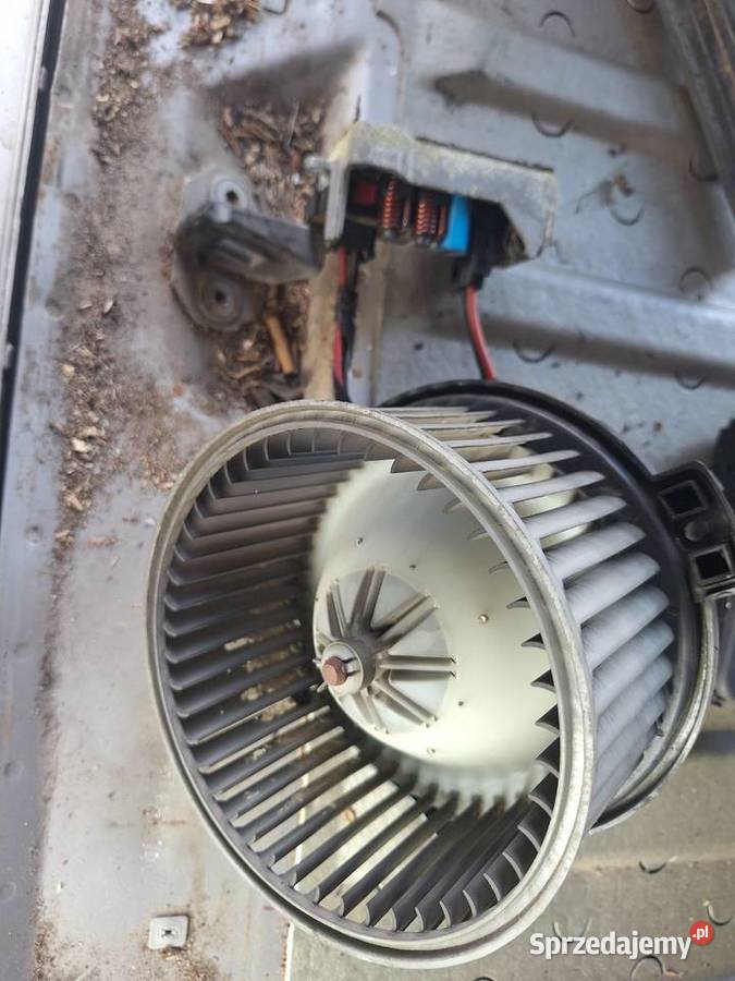 Dmuchawa Wentylator Nawiewu Mercedes ML W163 27 osobowe Wisznice