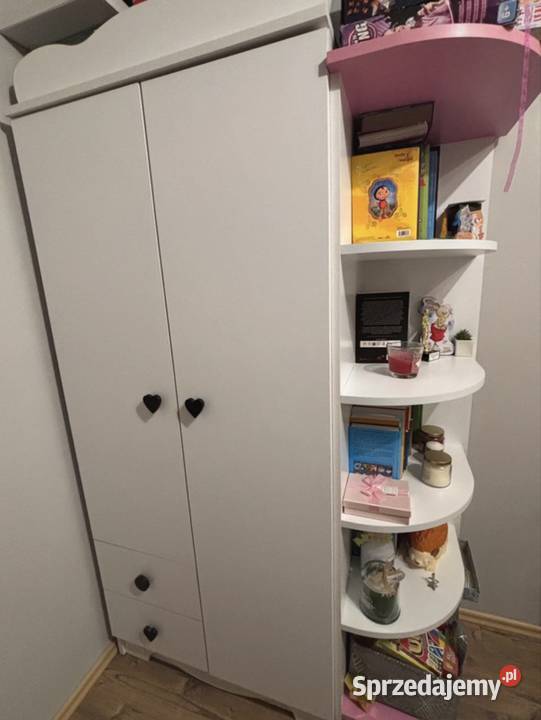 Zestaw mebli do pokoje dziecięcego sprzedam
