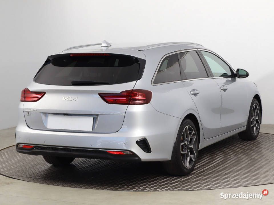 Kia Ceed 15 TGDI czujnik parkowania