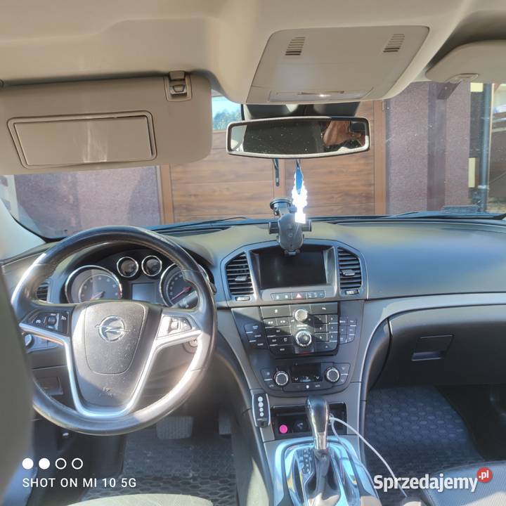 Opel Insignia kombi 20t lpg Bujaków
