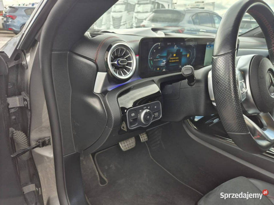 Mercedes CLA 200 II 2019 163KM Komorniki