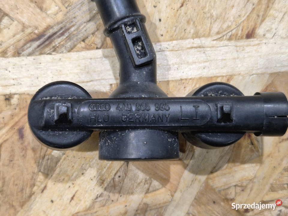 Dysza spryskiwacza reflektorów Audi 100 C4 Rok produkcji 1992 Wrocław