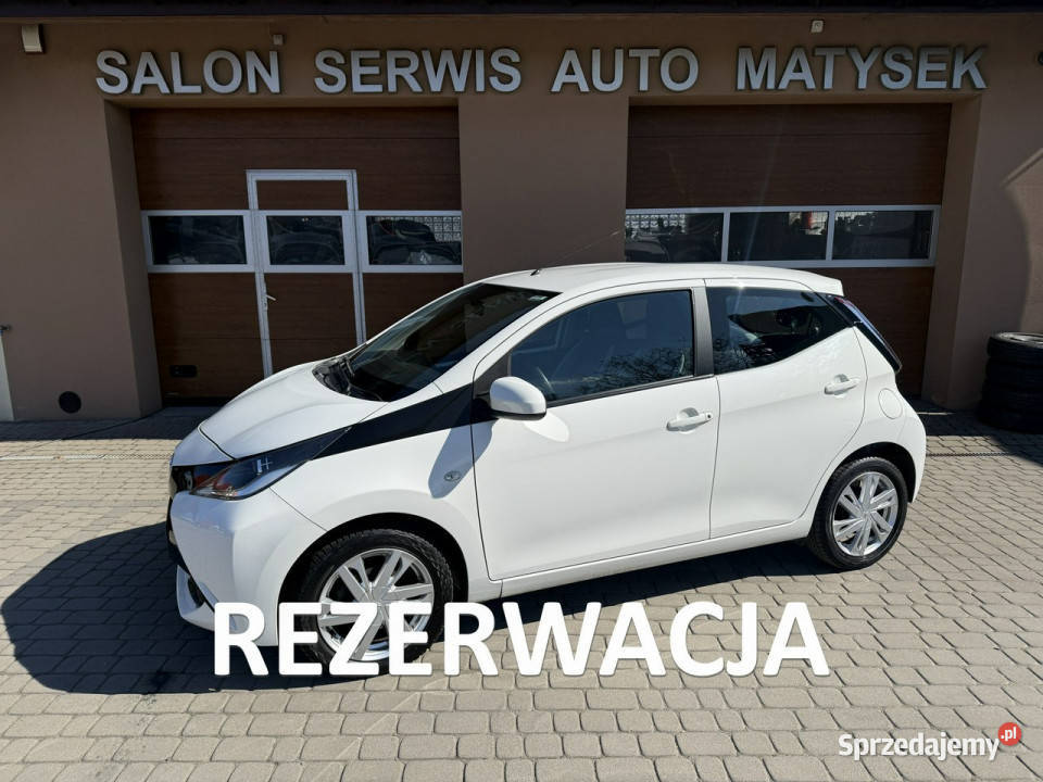 Toyota Aygo Rezerwacja II 2014 Orzech