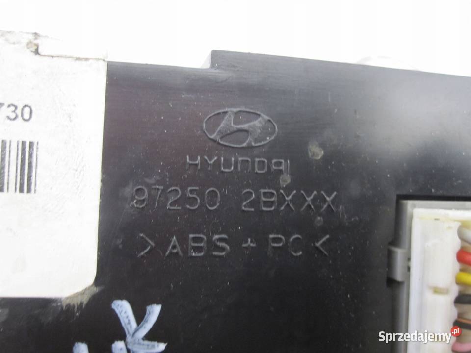 HYUNDAI SANTA FE II 06 panel klimatyzacji osobowe sprzedam