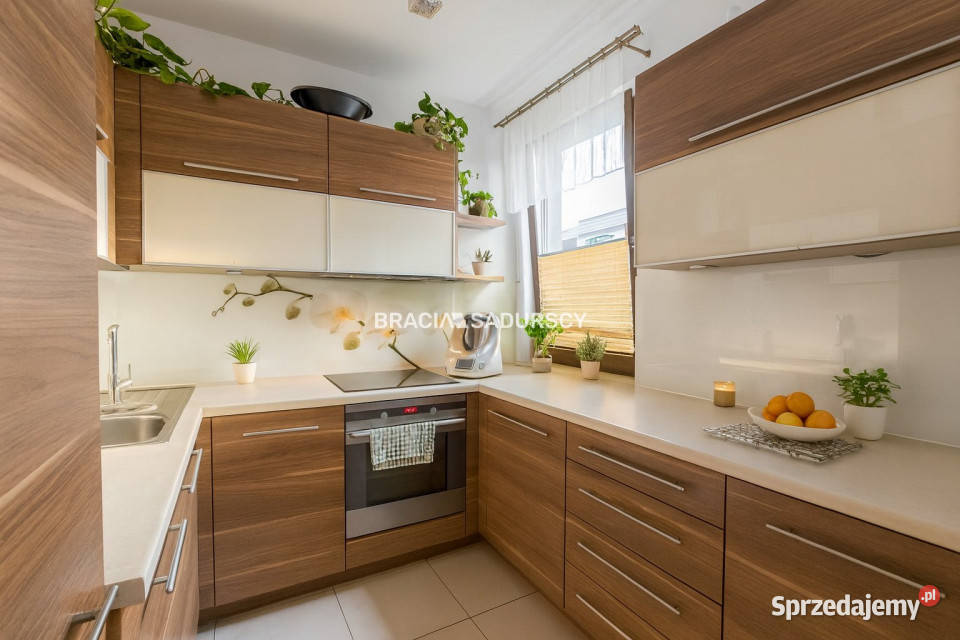 Mieszkanie Kraków Mała Góra 5367m2 3 pokoje