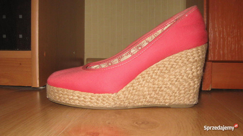 Buty na koturnie sprzedam