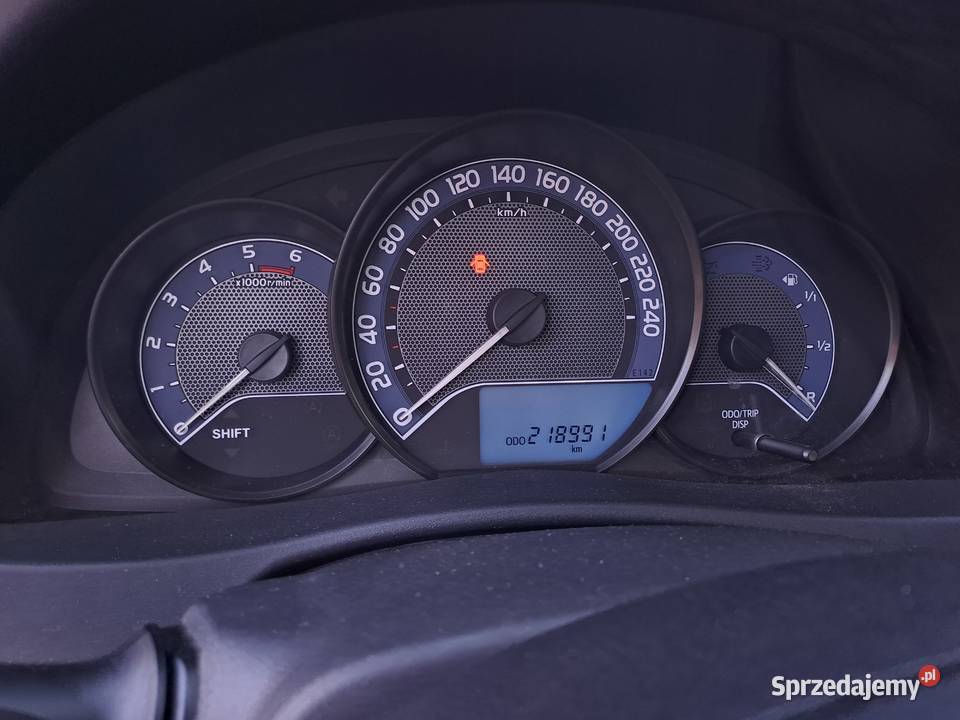 Toyota Auris Toyota Auris 2013 Hak 2 wł salon Auris Wilga