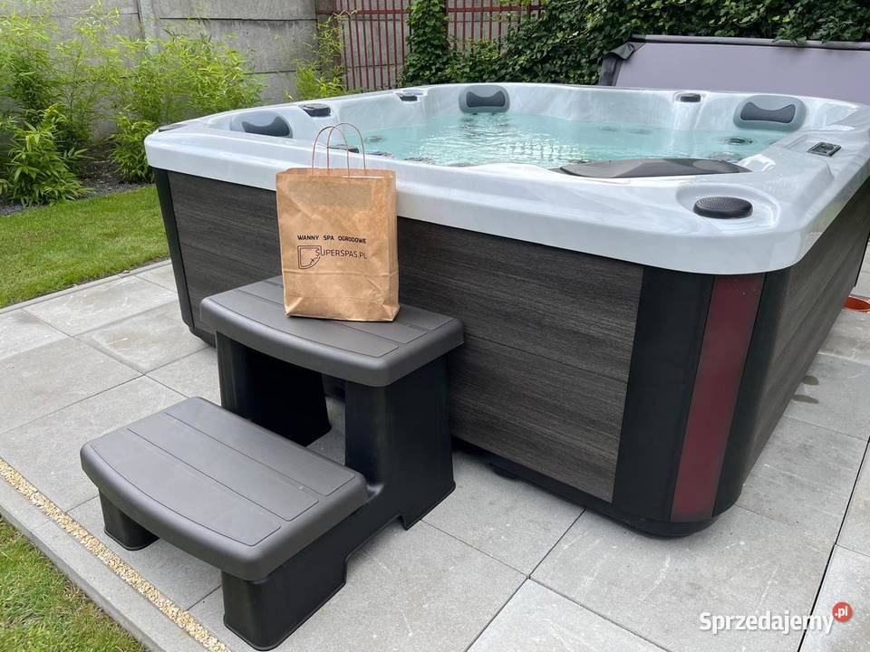 Jacuzzi Alicante całoroczne 5osobowe 2leżanki Środa Wielkopolska