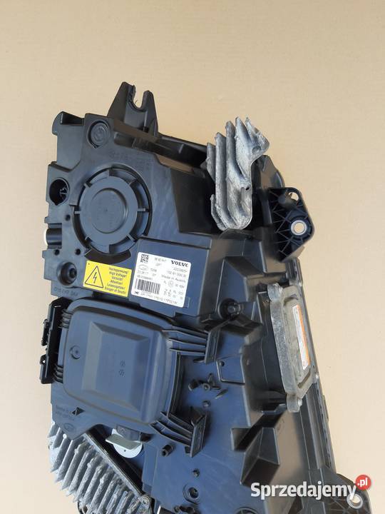 VOLVO FH4 REFLEKTOR LEWY LAMPA LEWA XENON Trzciel