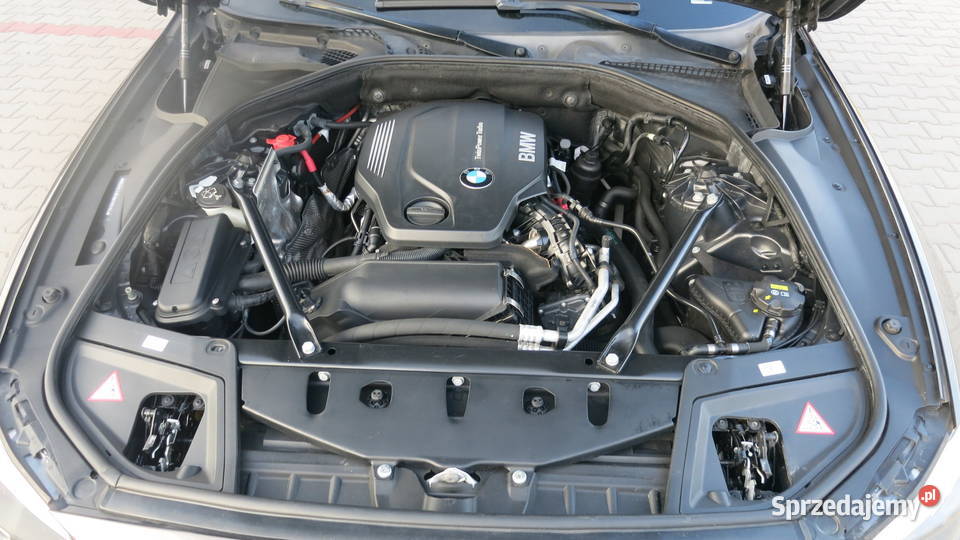 BMW 5 F10 lift 518d super stan serwis Samochody osobowe Niemce