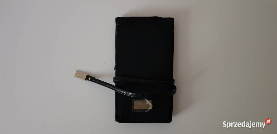 Nowe etui Hugo Boss ma akcesoria do makijażu