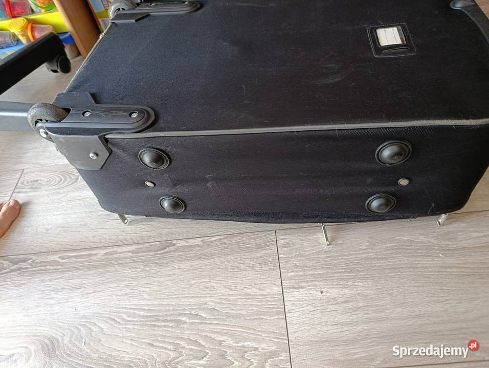 walizka czarna duża pilna sprzedaż Turystyka Poznań