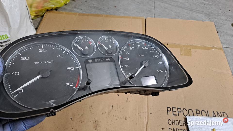 Licznik Peugeot 307 16 HDI Brynica