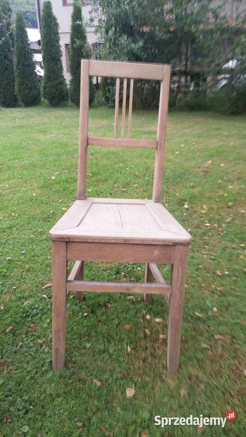 Porządny stary drewniany stołek - lite drewno !