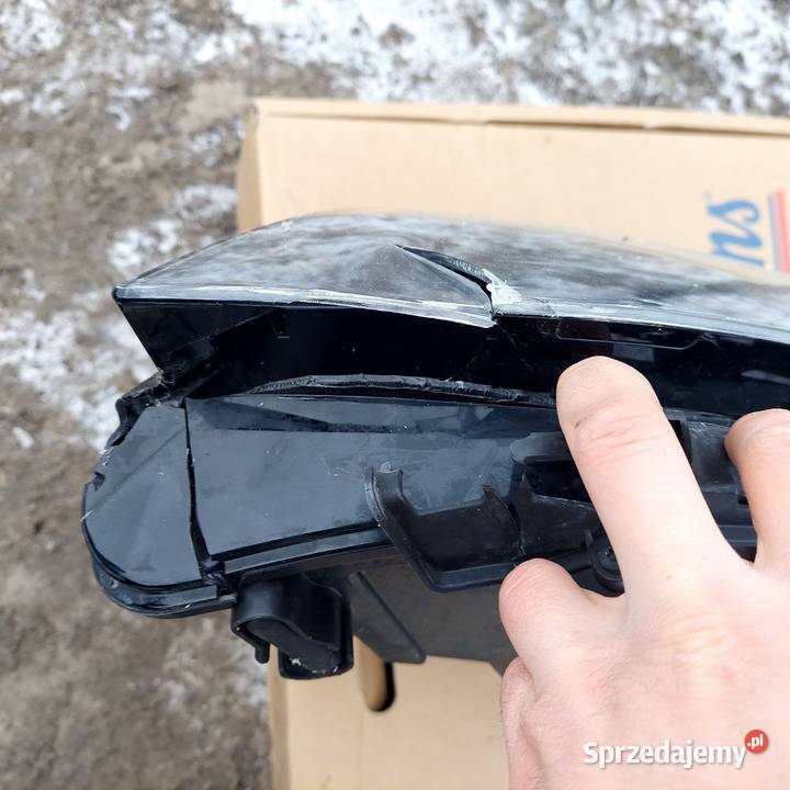 Sprzedam reflektor na części Sharan 7N 7N1 941 łódzkie