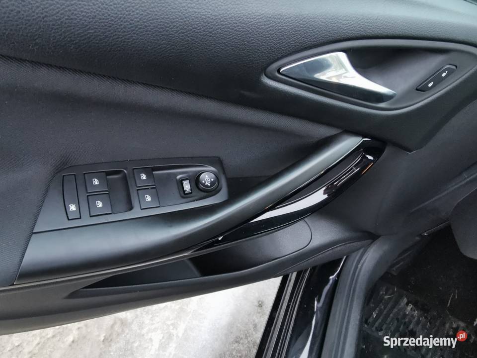 Opel astra k 2018 gniazdo AUX Nisko