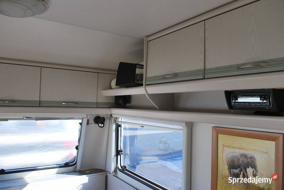 KUCHNIA I MEBLE PRZYCZEPA KEMPINGOWA KNAUS