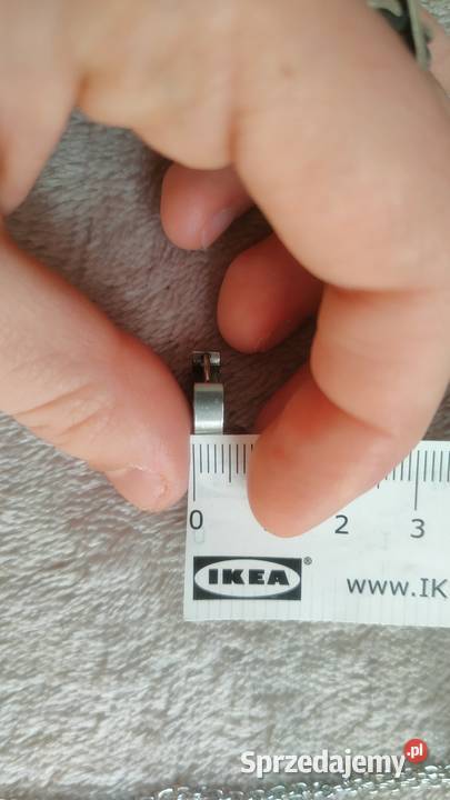 Kolczyki żyletki z żyletkami żyletka stal śląskie Tarnowskie Góry sprzedam