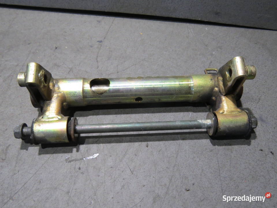 SUZUKI BURGMAN 400 2004 K4 250 mocowanie silnika