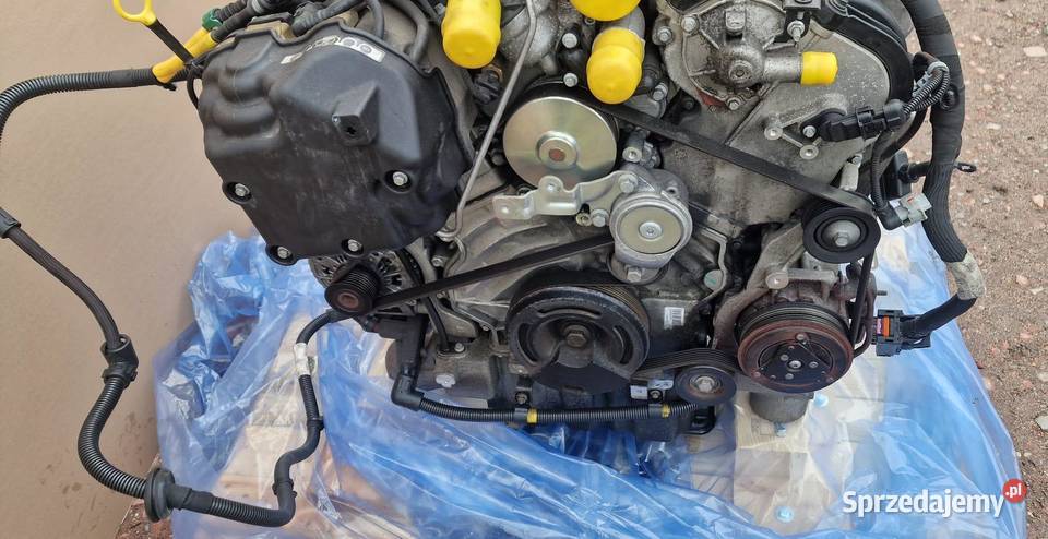 MASERATI LEVANTE GHIBLI SILNIK KOMPLETNY M15746D osobowe Bieleń