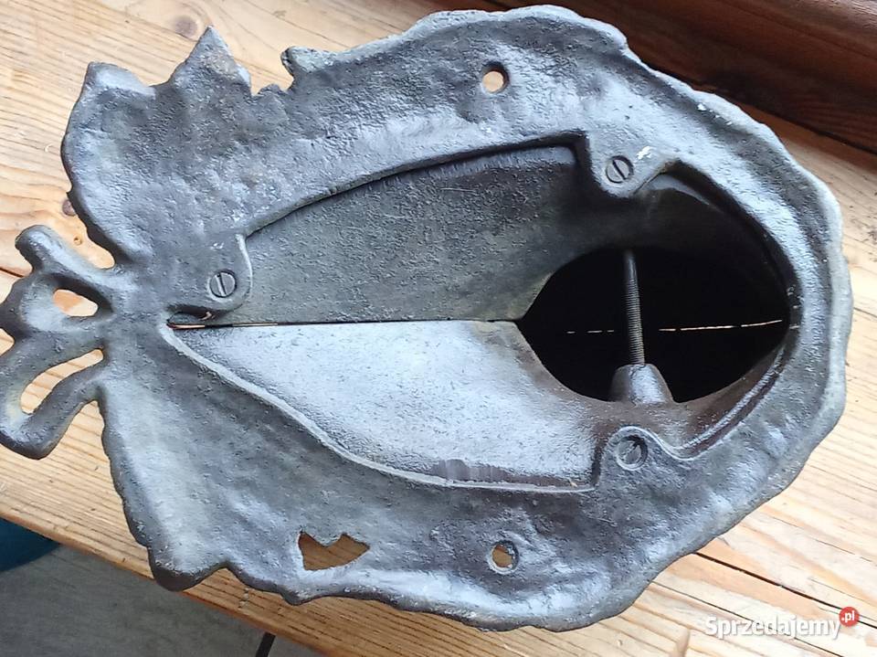 Żeliwne głowy konia zachodniopomorskie Prusim sprzedam