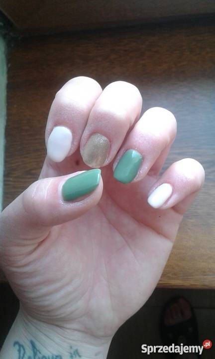 Manicure i pedicure hybrydowy TANIO Mysłowice