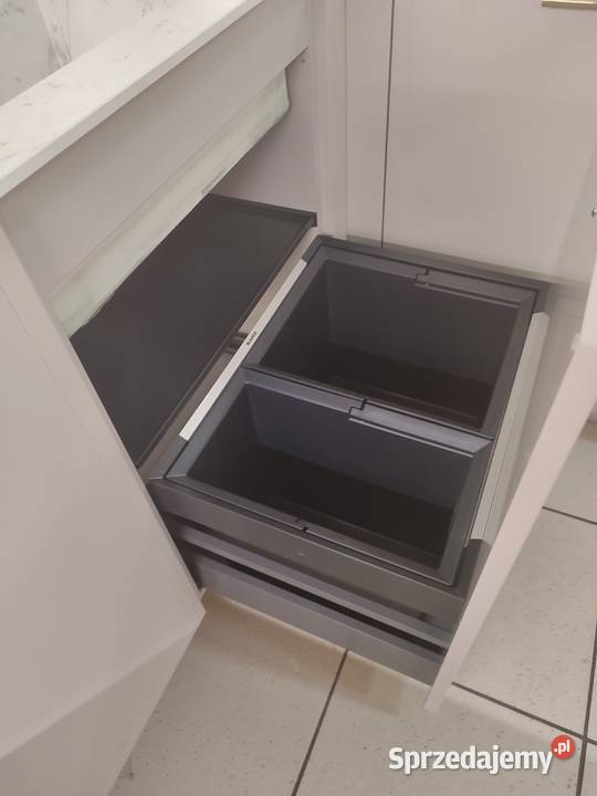 Meble kuchenne z ekspozycji Kuchenne Jaskrów sprzedam