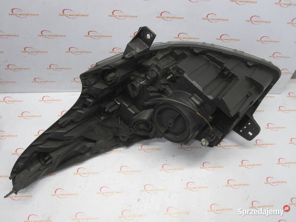 OPEL VIVARO B 16r lampa prawa przód 260108099R świętokrzyskie Kielce