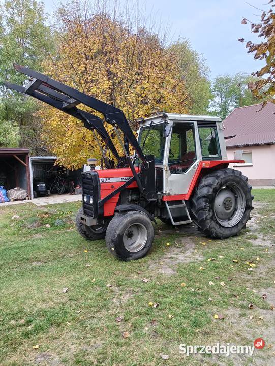 Masseyy Ferguson 675 Zabiele