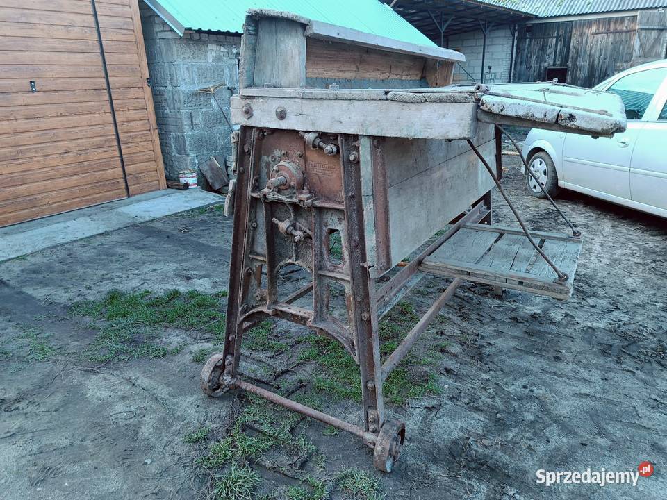 Zabytkowa młocarnia młockarnia szerokomlotna podlaskie Zabiele