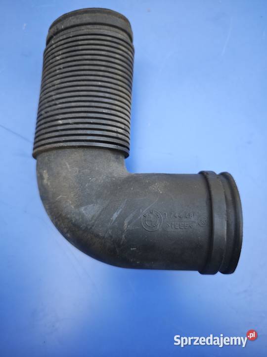 Wlot powietrza na alternator kolanko BMW E38 m52 Żory