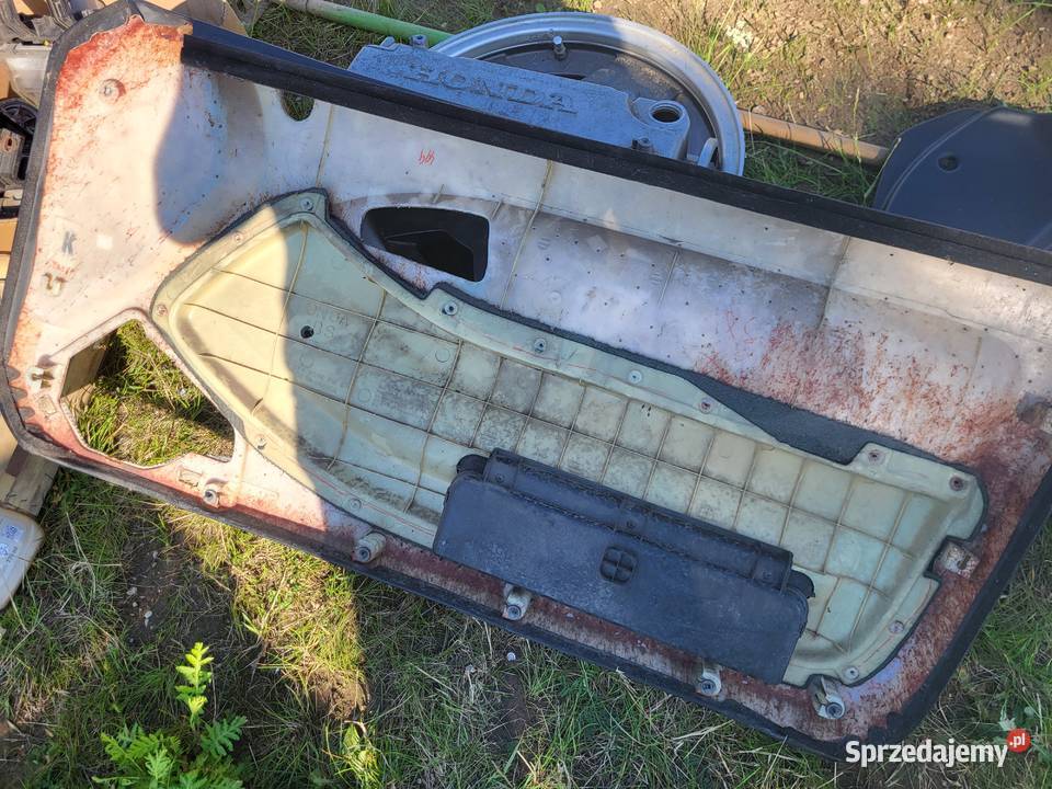 Boczki drzwi Honda Civic Coupe 5 gen czarne Gajewo